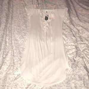 White wet seal dress